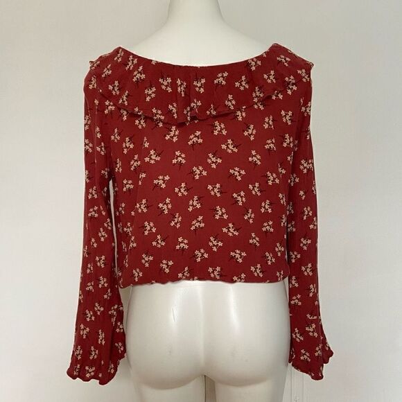 American Eagle Boho Flare Sleeve Floral Elastic waist Top - Picture 7 of 10